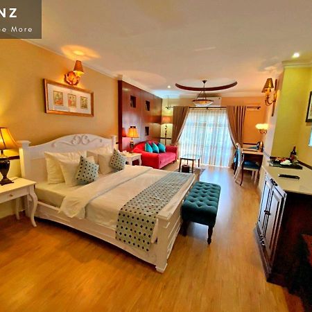 Hanz 821 Sunflower Hotel & Spa Ho Chi Minh-stad Buitenkant foto
